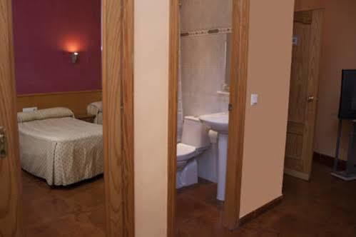 Hostal Le Vintage Авіла Екстер'єр фото