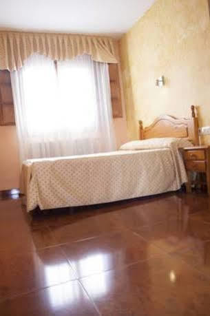 Hostal Le Vintage Авіла Екстер'єр фото