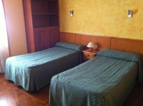 Hostal Le Vintage Авіла Екстер'єр фото